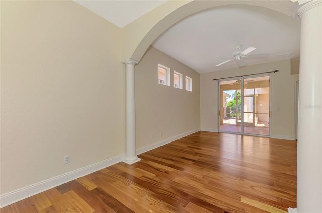 7803 33RD STREET E, Sarasota, FL 34243