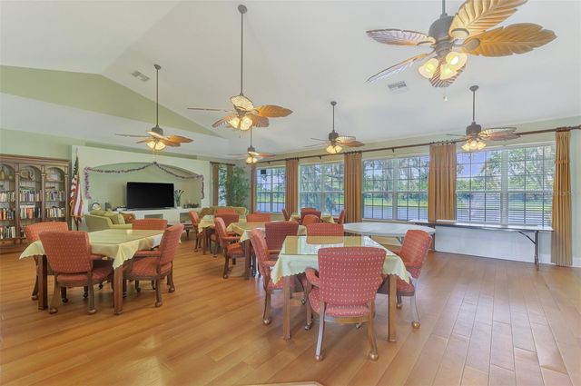7803 33RD STREET E, Sarasota, FL 34243