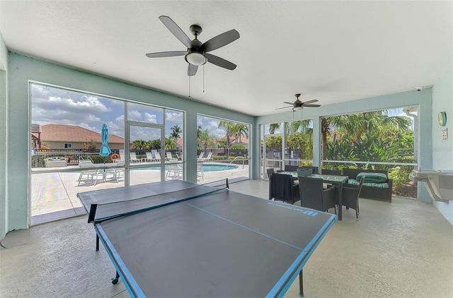 7803 33RD STREET E, Sarasota, FL 34243