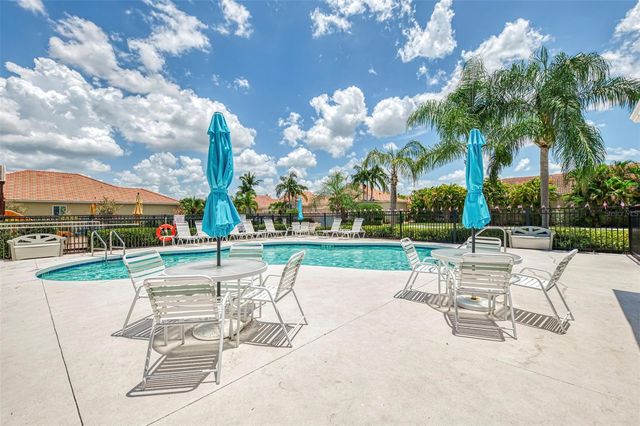 7803 33RD STREET E, Sarasota, FL 34243