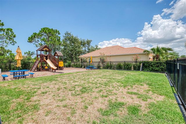 7803 33RD STREET E, Sarasota, FL 34243