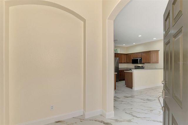 7803 33RD STREET E, Sarasota, FL 34243