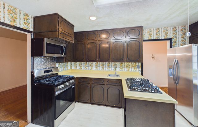 116 Woodlawn Avenue, Warner Robins, GA 31093