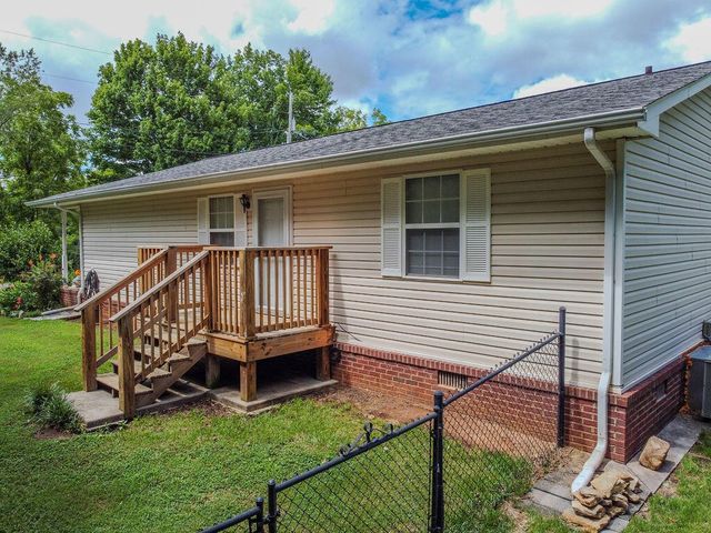 433 Sterling Road, Athens, TN 37303