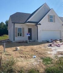 9740 N BLOOMINGTON CIR, Unincorporated, TN 38018