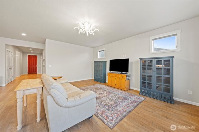 4712 W Coyote ST W, Moses Lake, WA 98837