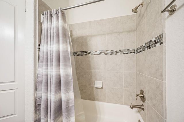 7606 Dry Stone Lane, Richmond, TX 77469