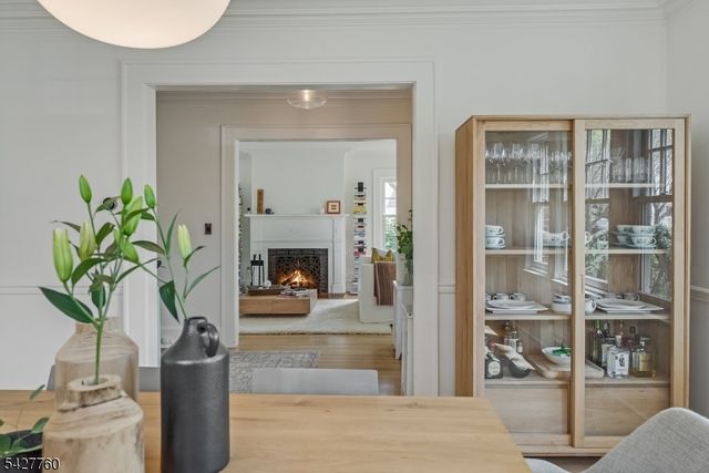 5 Ardsley Rd, Glen Ridge Boro Twp., NJ 07028