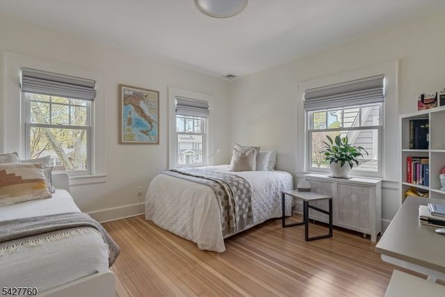 5 Ardsley Rd, Glen Ridge Boro Twp., NJ 07028