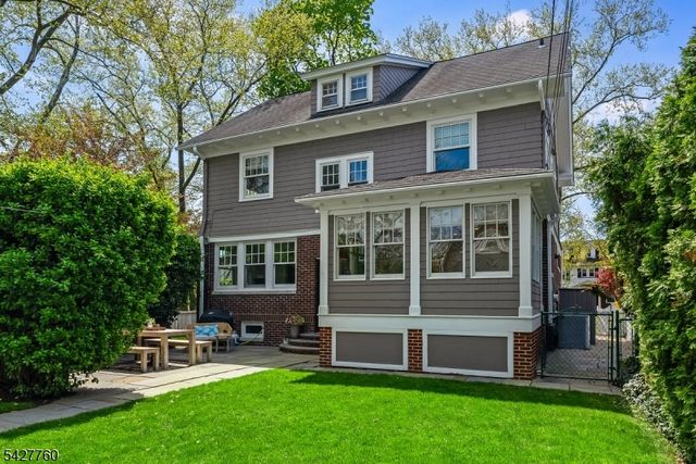 5 Ardsley Rd, Glen Ridge Boro Twp., NJ 07028