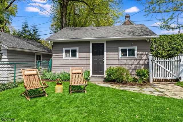 5 Ardsley Rd, Glen Ridge Boro Twp., NJ 07028