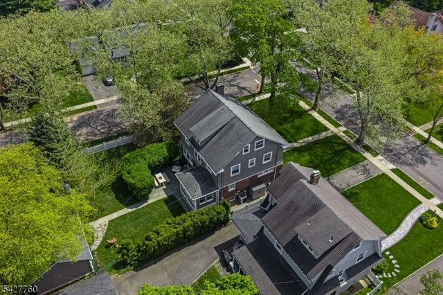 5 Ardsley Rd, Glen Ridge Boro Twp., NJ 07028