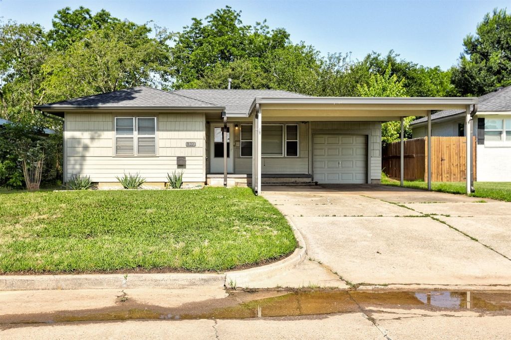 1302 Regent Street, Norman, OK 73069