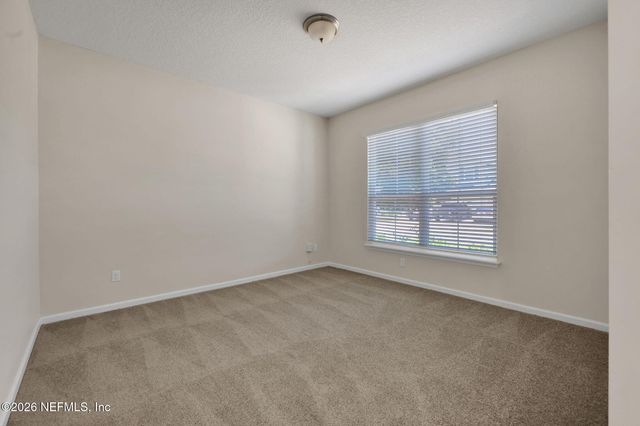 86572 LAZY LAKE Circle, Yulee, FL 32097