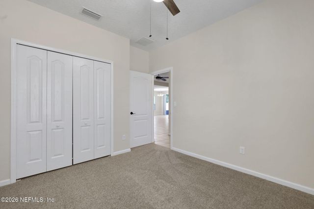 86572 LAZY LAKE Circle, Yulee, FL 32097