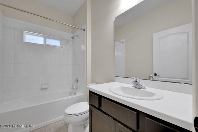 86572 LAZY LAKE Circle, Yulee, FL 32097