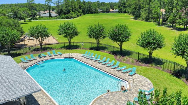 86572 LAZY LAKE Circle, Yulee, FL 32097