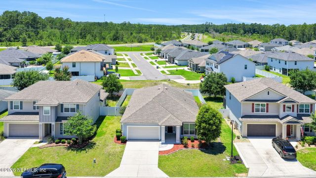 86572 LAZY LAKE Circle, Yulee, FL 32097