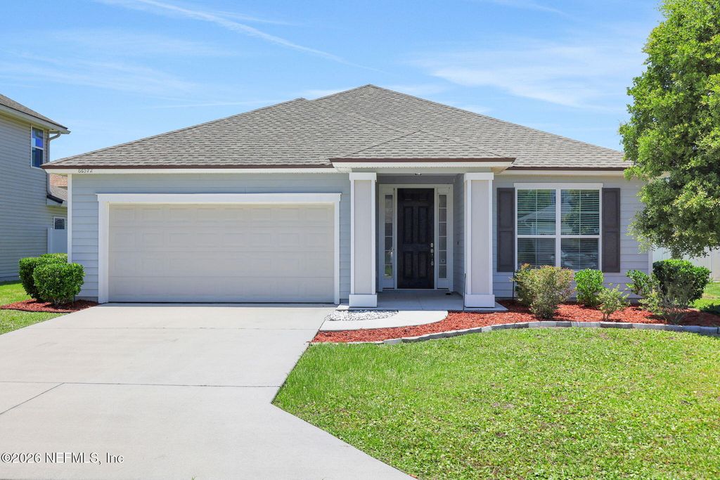 86572 LAZY LAKE Circle, Yulee, FL 32097