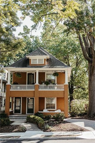 3621 CENTRAL Street, Kansas City, MO 64111