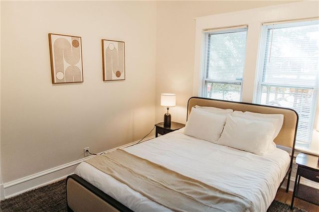 3621 CENTRAL Street, Kansas City, MO 64111