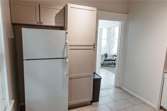 3621 CENTRAL Street, Kansas City, MO 64111