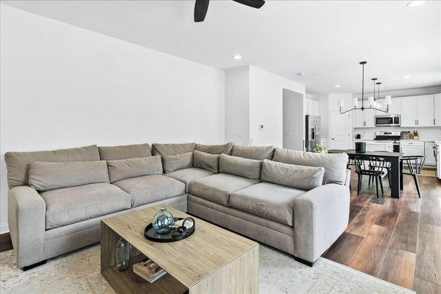 2759 W Newbern Drive W, Blacklick, OH 43004