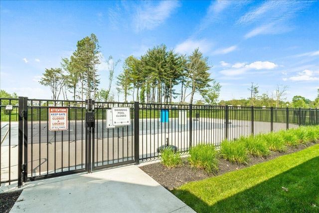 2759 W Newbern Drive W, Blacklick, OH 43004