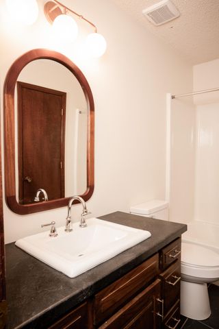 3656 S Westwood Avenue, Springfield, MO 65807