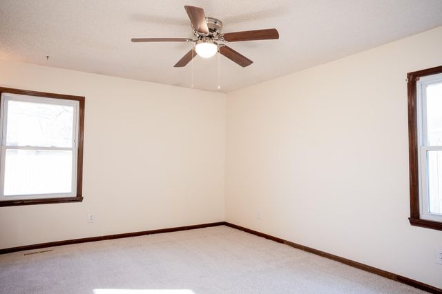 3656 S Westwood Avenue, Springfield, MO 65807