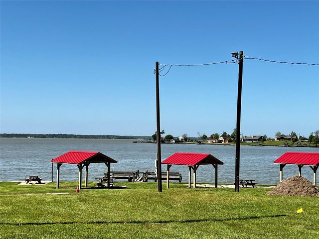 171 Brahman, Onalaska, TX 77360