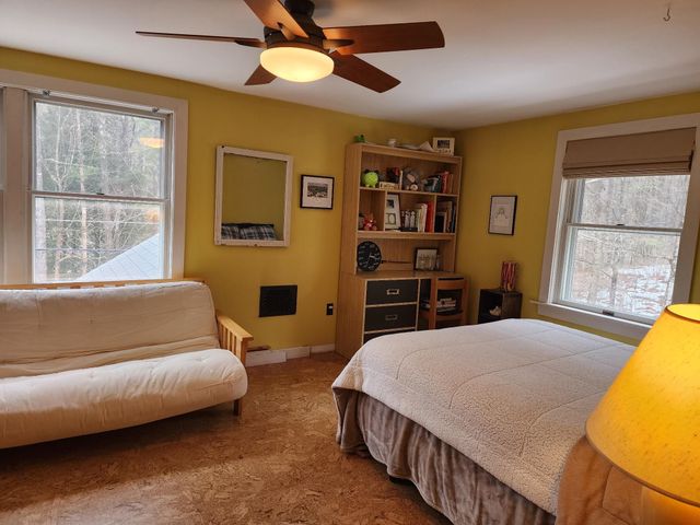 57 Oak Lane, Jamaica, VT 05343