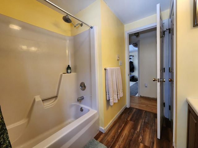 57 Oak Lane, Jamaica, VT 05343