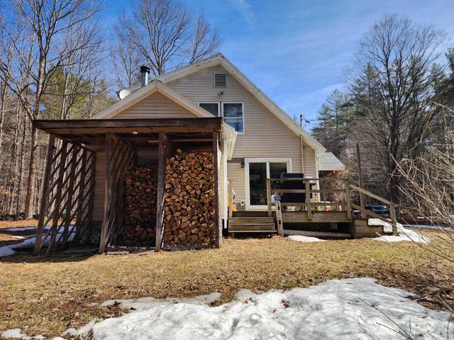 57 Oak Lane, Jamaica, VT 05343