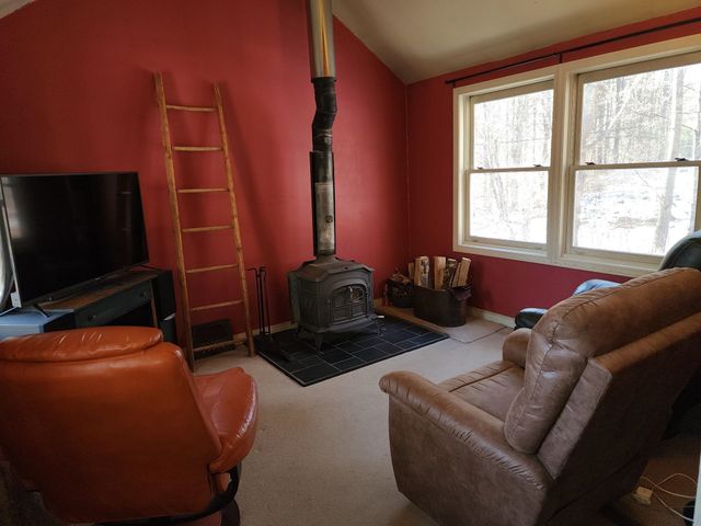 57 Oak Lane, Jamaica, VT 05343