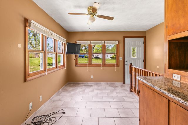 1102 LONGVIEW Loop, Council Bluffs, IA 51503