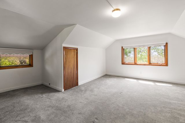 1102 LONGVIEW Loop, Council Bluffs, IA 51503