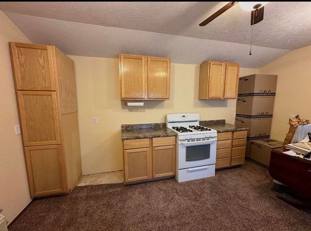 1102 LONGVIEW Loop, Council Bluffs, IA 51503