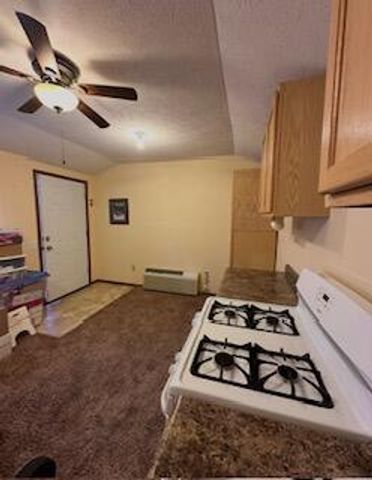 1102 LONGVIEW Loop, Council Bluffs, IA 51503