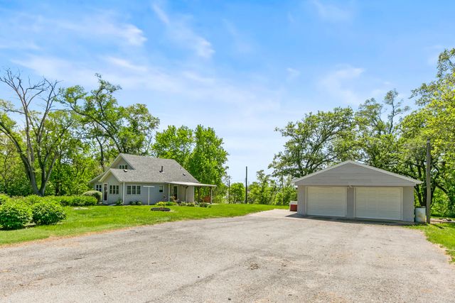 1102 LONGVIEW Loop, Council Bluffs, IA 51503
