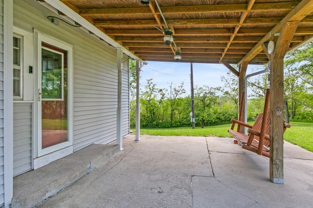 1102 LONGVIEW Loop, Council Bluffs, IA 51503