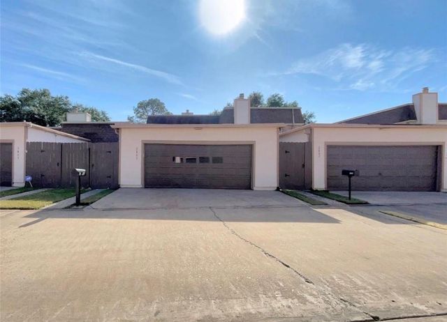 2805 Cambridge Lane, Missouri City, TX 77459