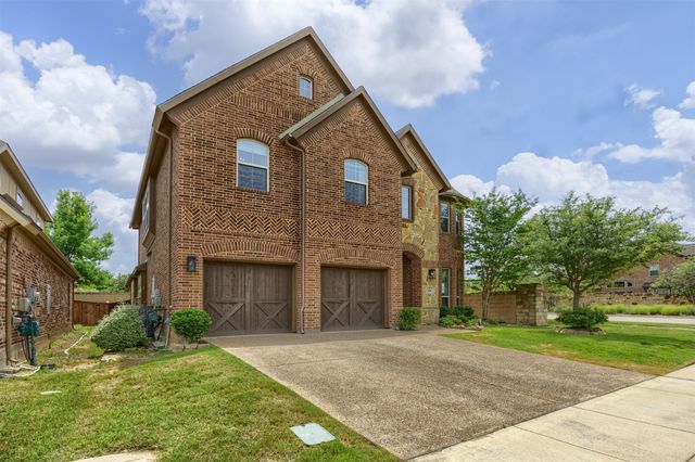 1200 Grant Avenue, Lantana, TX 76226