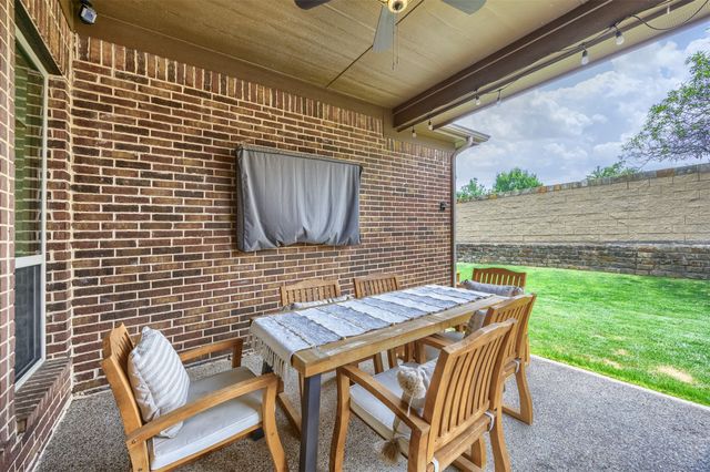 1200 Grant Avenue, Lantana, TX 76226
