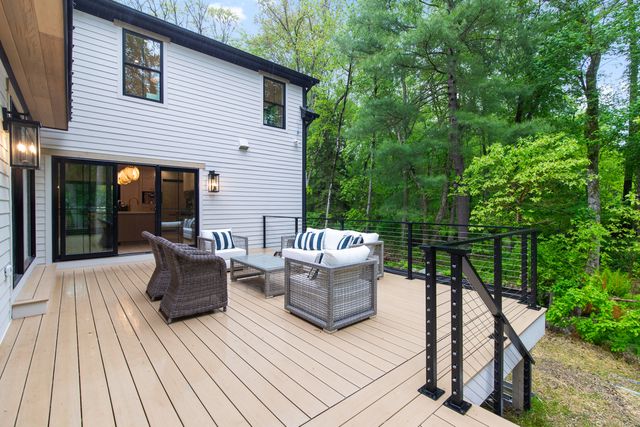 26 Hitchcock Road, Westport, CT 06880