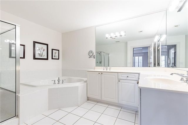 211 Colonial Homes NW Drive 2203, Atlanta, GA 30309