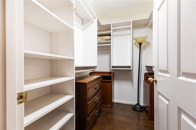 211 Colonial Homes NW Drive 2203, Atlanta, GA 30309