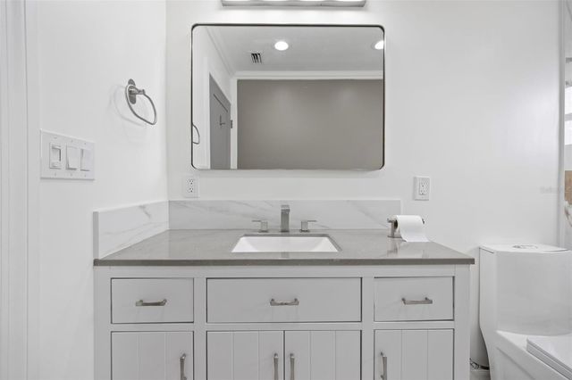 1817 OREGON AVENUE NE, St Petersburg, FL 33703