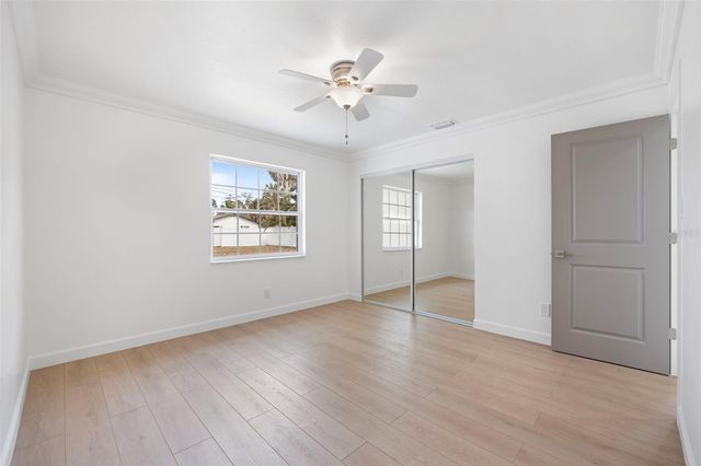 1817 OREGON AVENUE NE, St Petersburg, FL 33703