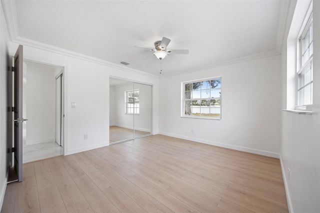 1817 OREGON AVENUE NE, St Petersburg, FL 33703